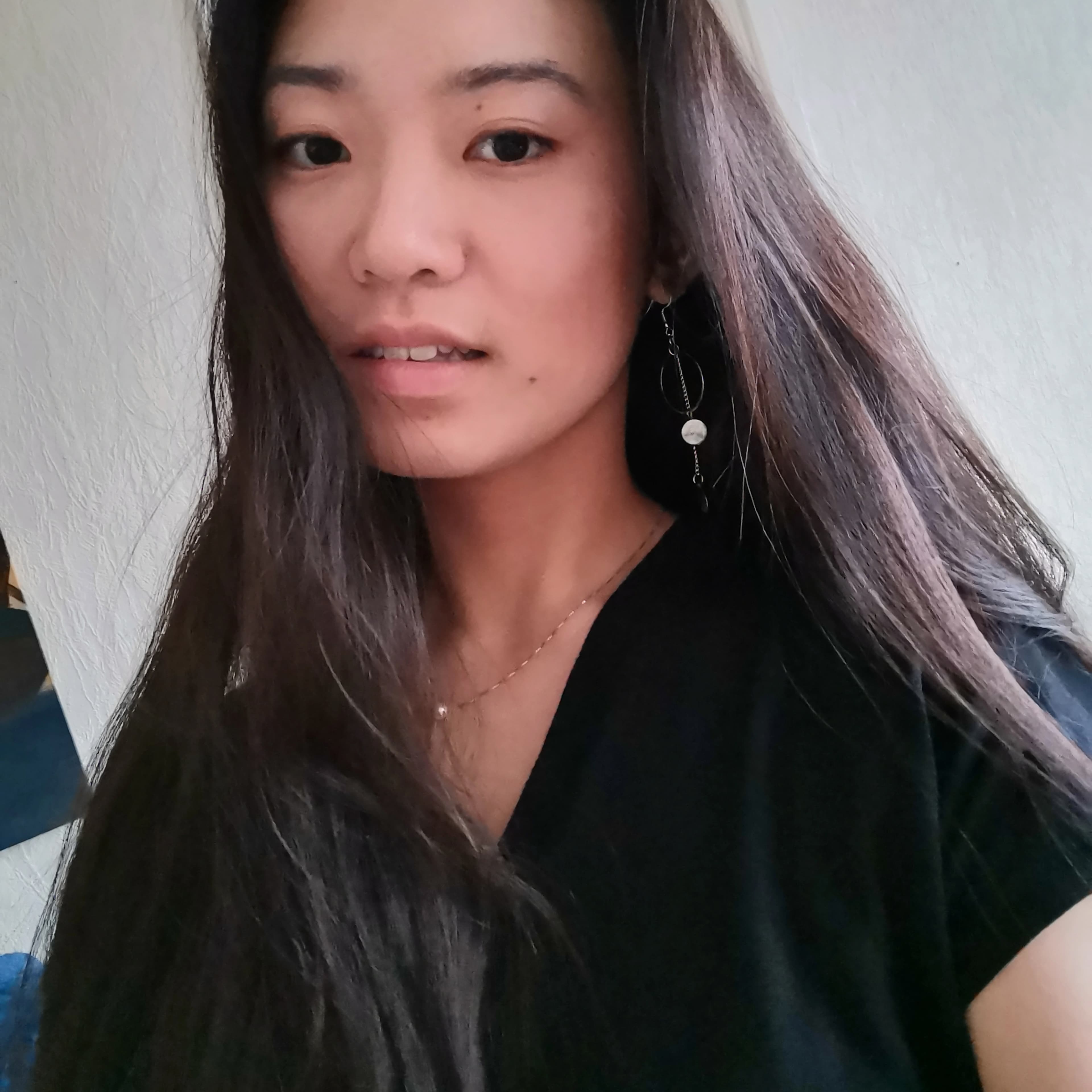 Dinna Zhou